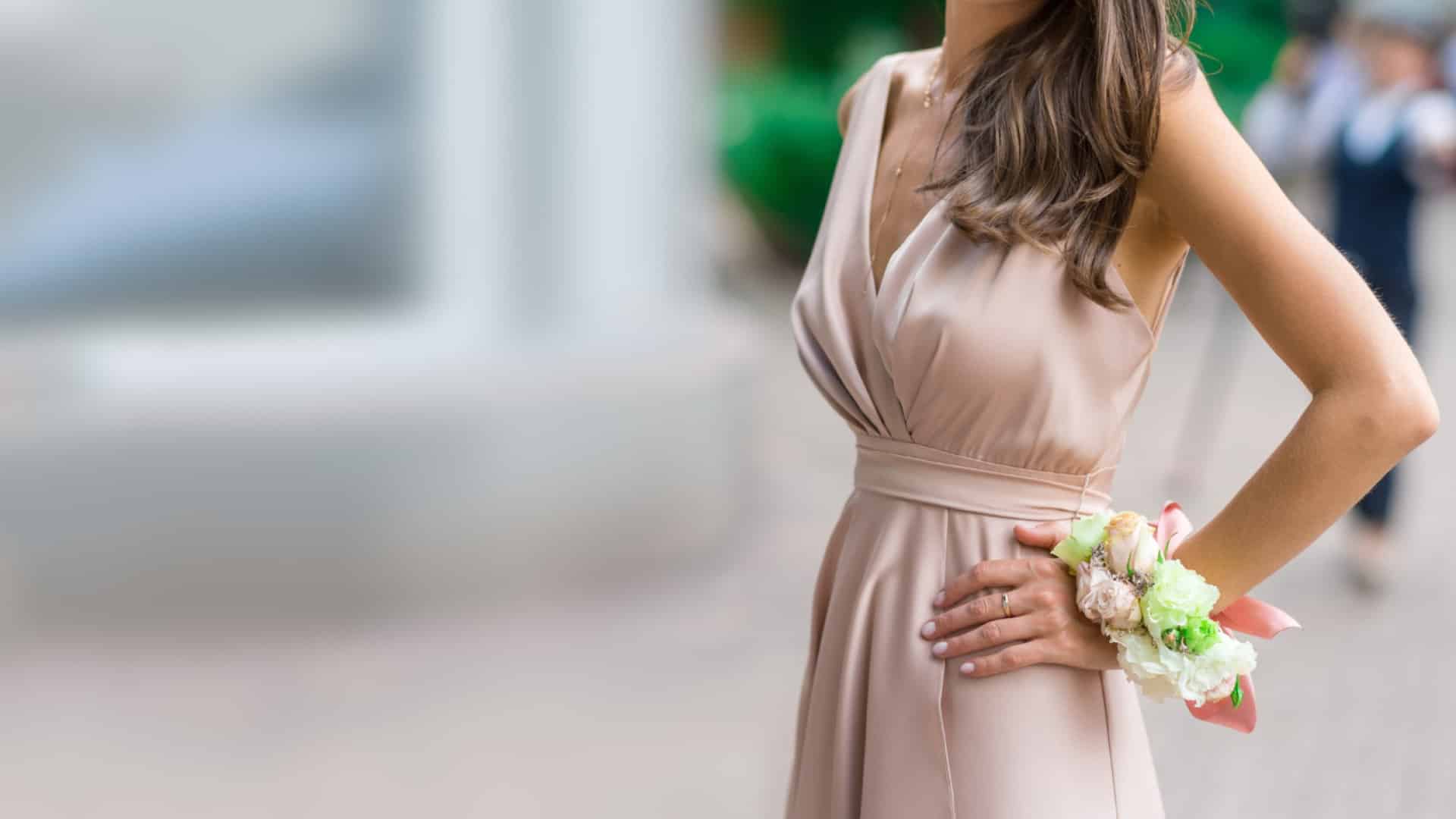 Mariage : quelle robe porter pour être élégante sans voler la vedette ?